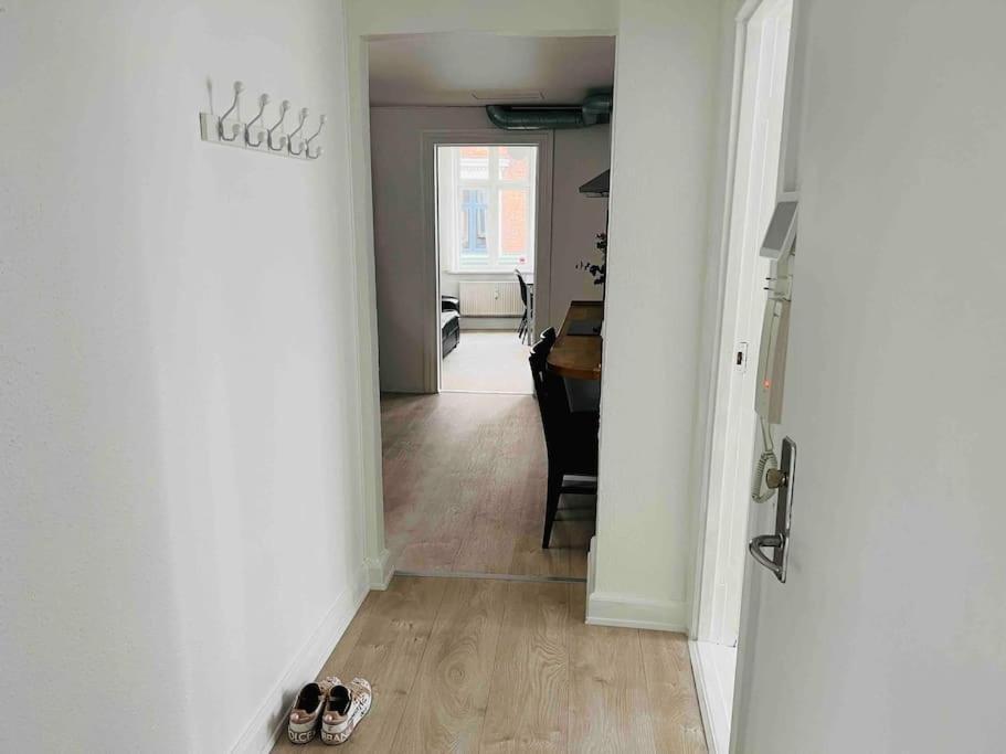Lovely 1-Bedroom Condo In Aarhus C Exterior foto